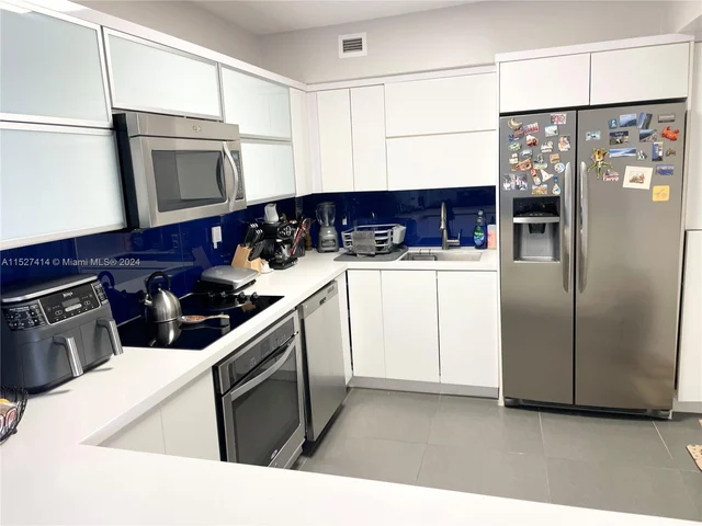 5600 Collins Ave # 16P, Miami Beach FL 33140