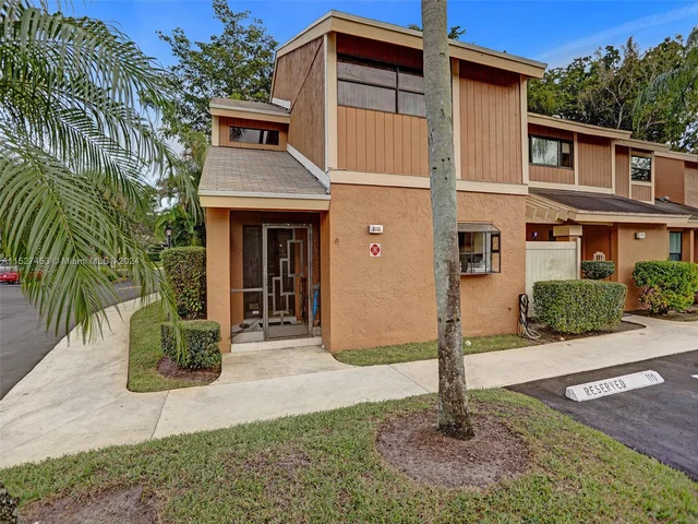 2101 NW 45th Ave, Coconut Creek FL 33066