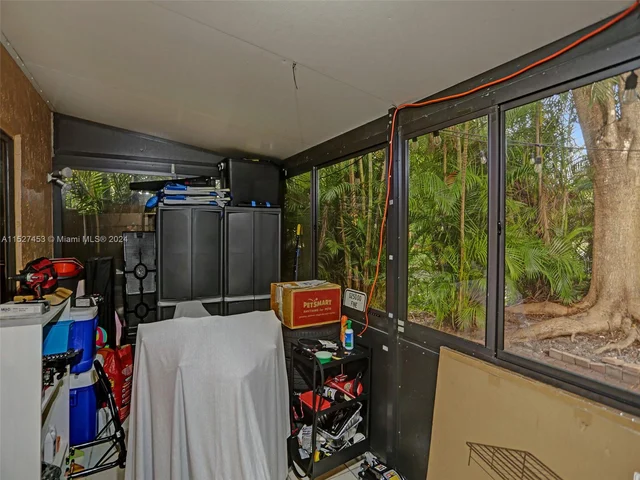 2101 NW 45th Ave, Coconut Creek FL 33066