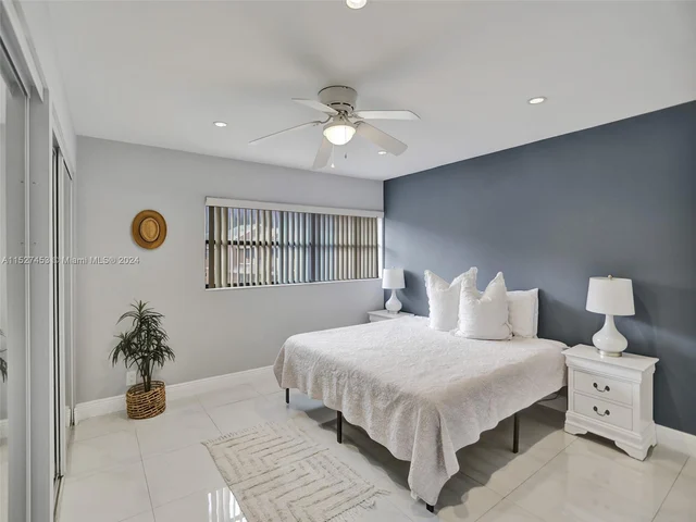 2101 NW 45th Ave, Coconut Creek FL 33066