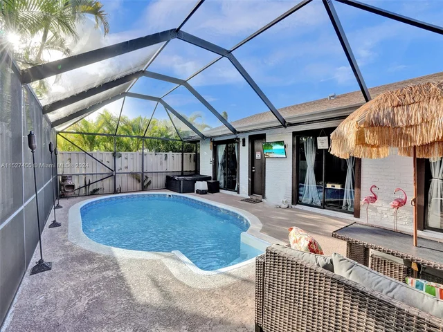 9975 Boca Gardens Trl # D, Boca Raton FL 33496