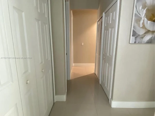 8260 NW 162nd St, Miami Lakes FL 33016