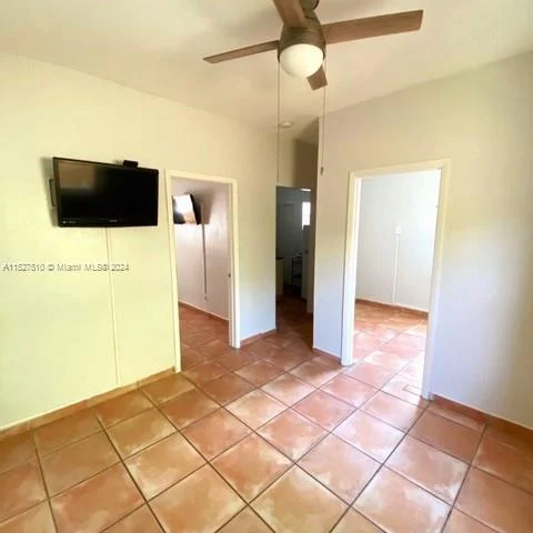 1031 NW 26th St # 0, Miami FL 33127