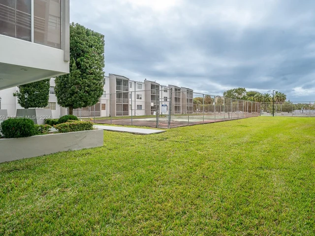 14180 SW 84th St # G, Miami FL 33183