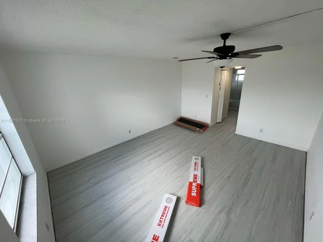 7561 NW 16th St # 2307, Plantation FL 33313