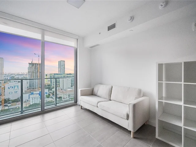 227 NE 2nd St # 2405, Miami FL 33132