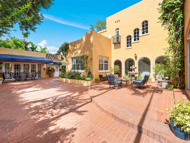 1340 Asturia Ave, Coral Gables FL 33134