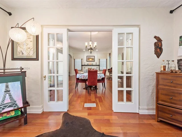 1340 Asturia Ave, Coral Gables FL 33134