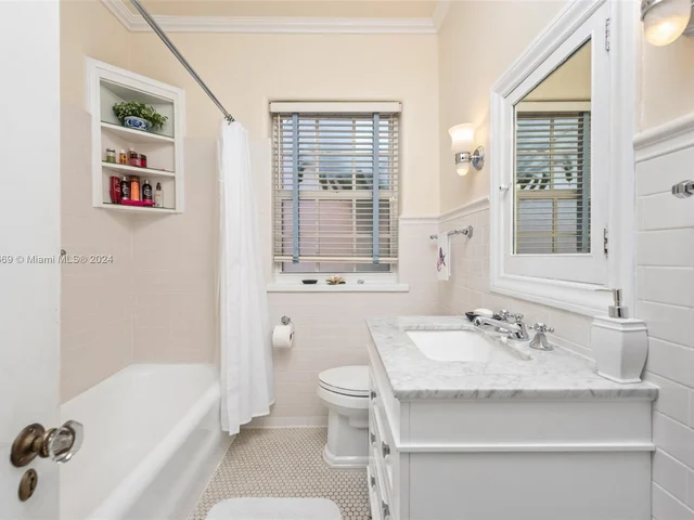 1340 Asturia Ave, Coral Gables FL 33134