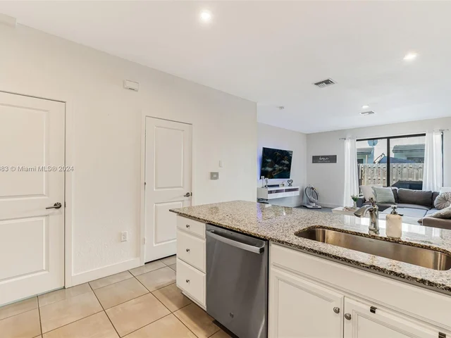 10835 SW 235th Ln, Homestead FL 33032