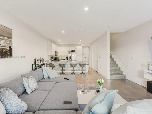 10835 SW 235th Ln, Homestead FL 33032