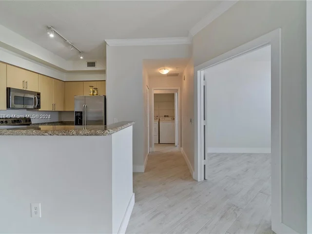 2401 NE 65th St # 601, Fort Lauderdale FL 33308