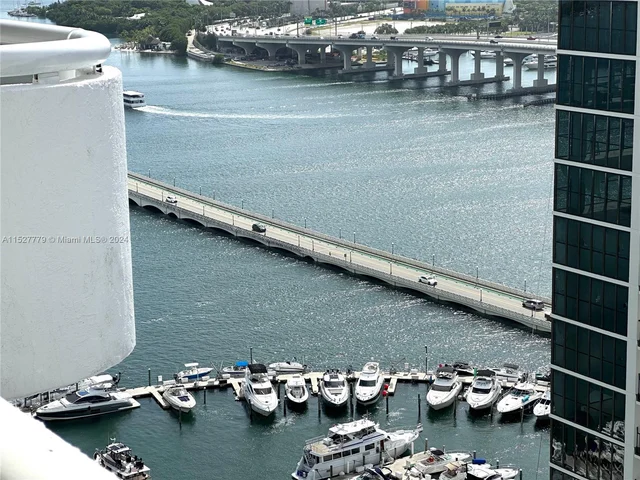 1717 N Bayshore Dr # 3242, Miami FL 33132