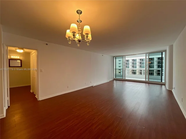 1717 N Bayshore Dr # 3242, Miami FL 33132