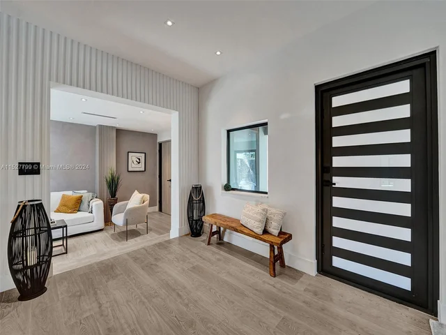 2066 NE 174th St, North Miami Beach FL 33162