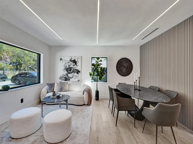 2066 NE 174th St, North Miami Beach FL 33162