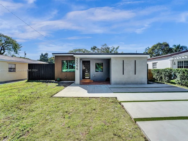 2066 NE 174th St, North Miami Beach FL 33162