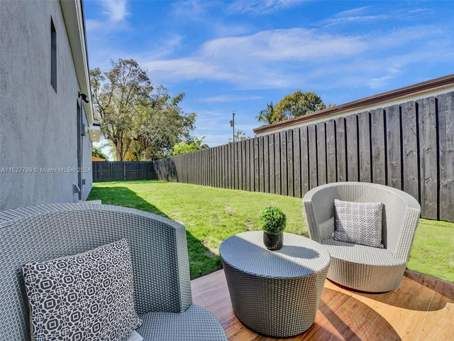 2066 NE 174th St, North Miami Beach FL 33162