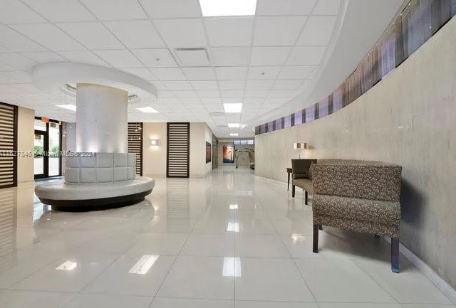 1621 Collins Ave # 405, Miami Beach FL 33139