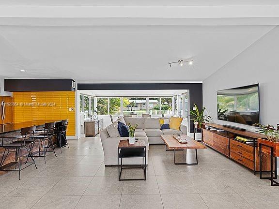 2678 Marathon Ln, Fort Lauderdale FL 33312