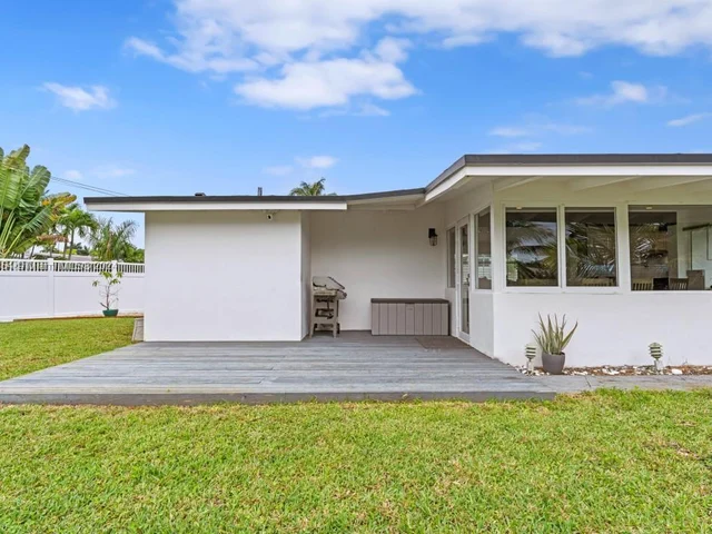 2678 Marathon Ln, Fort Lauderdale FL 33312