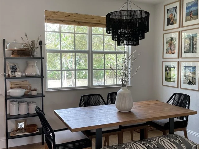 1873 NW 12th St, Boca Raton FL 33486