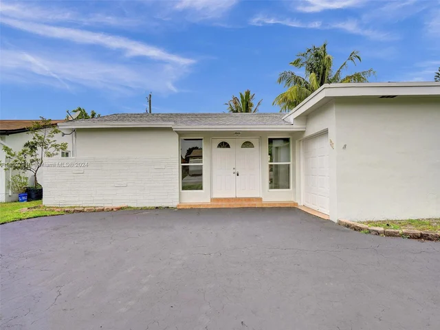 9511 NW 21st Mnr, Sunrise FL 33322