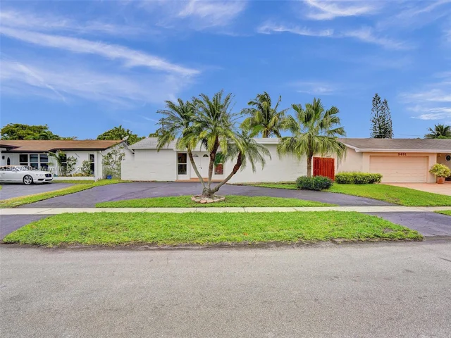 9511 NW 21st Mnr, Sunrise FL 33322