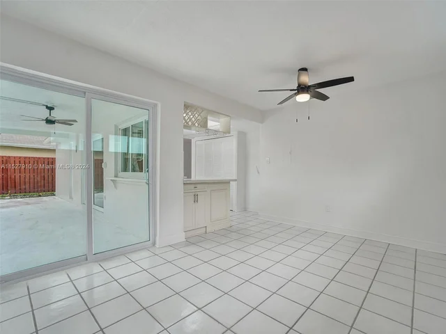 9511 NW 21st Mnr, Sunrise FL 33322