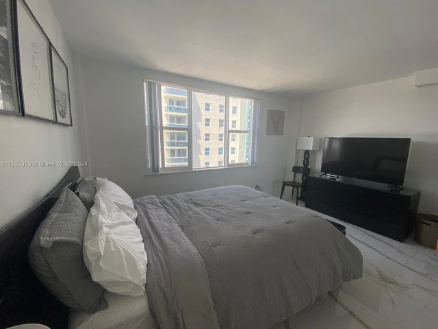 9195 Collins Ave # 1013, Surfside FL 33154