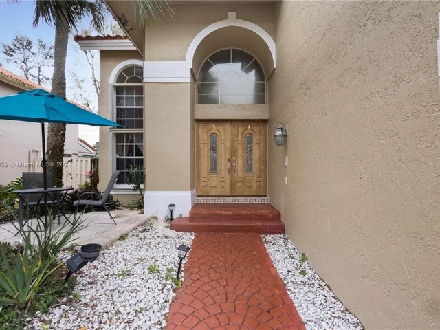 11080 Springfield Place, Cooper City FL 33026