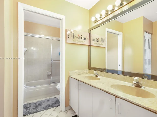 11080 Springfield Place, Cooper City FL 33026