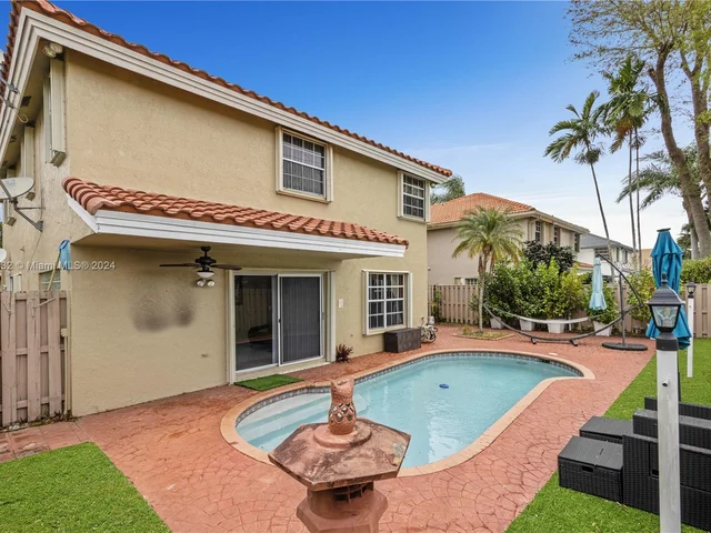 11080 Springfield Place, Cooper City FL 33026