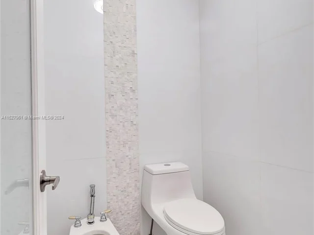 14272 SW 152nd Ct, Miami FL 33196