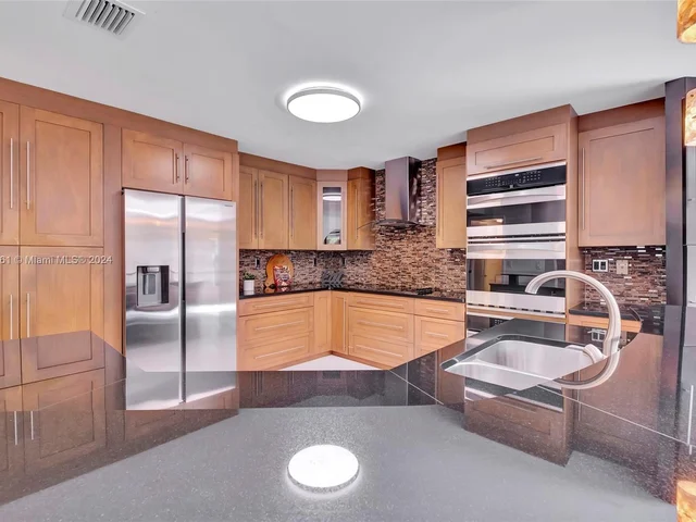 14272 SW 152nd Ct, Miami FL 33196