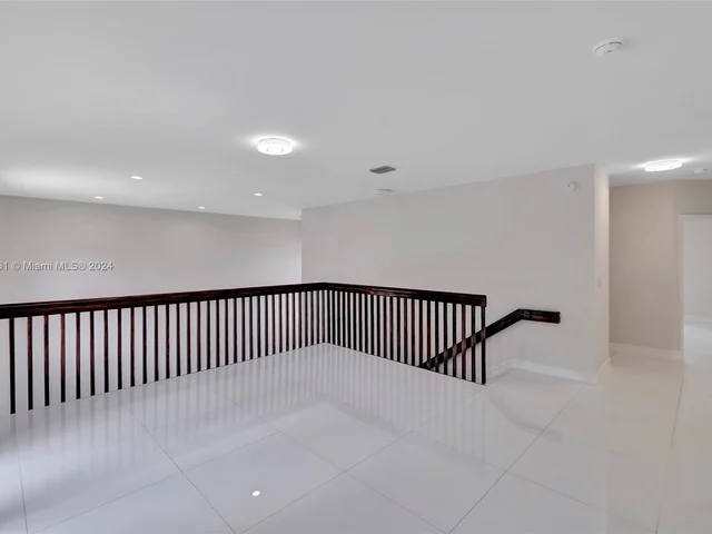 14272 SW 152nd Ct, Miami FL 33196