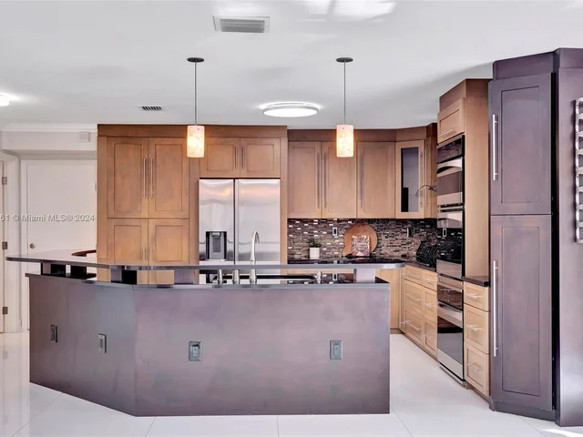 14272 SW 152nd Ct, Miami FL 33196