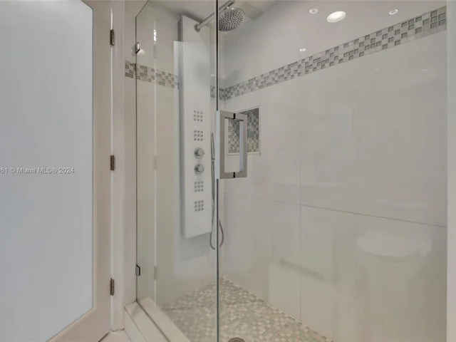 14272 SW 152nd Ct, Miami FL 33196