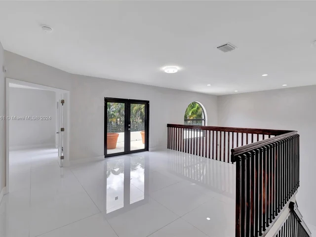 14272 SW 152nd Ct, Miami FL 33196