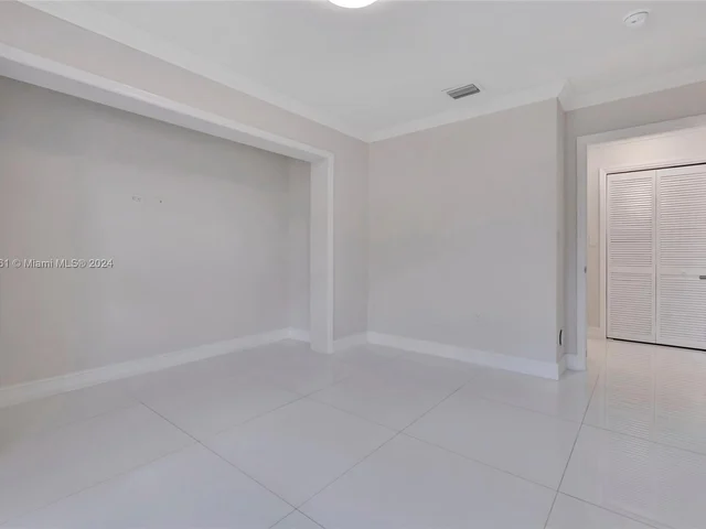 14272 SW 152nd Ct, Miami FL 33196