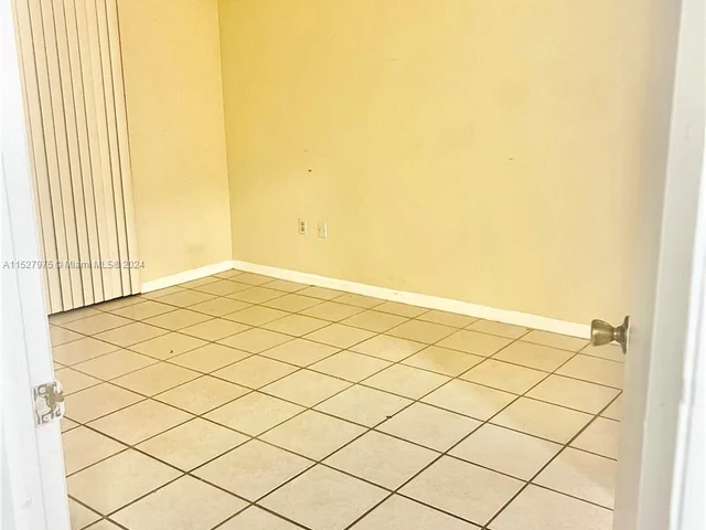 6745 SW 132nd Ave # 107, Miami FL 33183