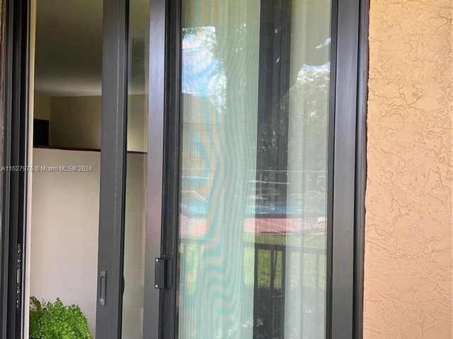 6745 SW 132nd Ave # 107, Miami FL 33183