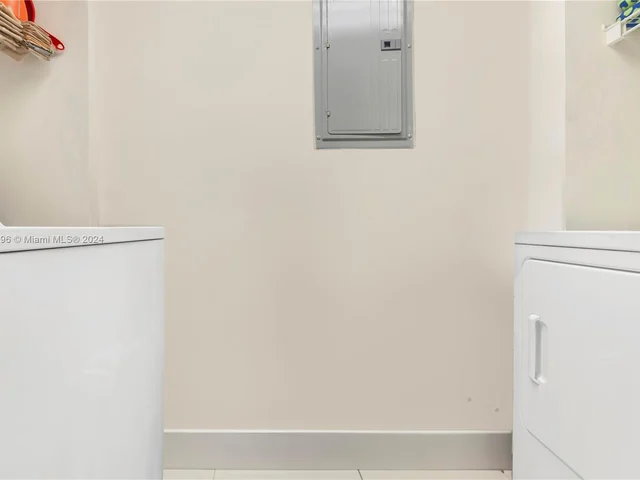 6917 Collins Ave # 411, Miami Beach FL 33141