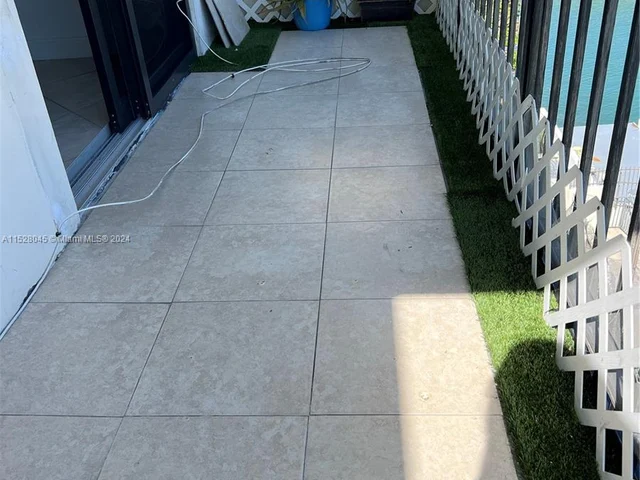 6937 E Bay Dr # 506, Miami Beach FL 33141