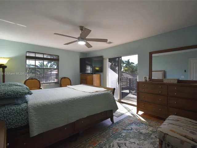 18601 SW 39th St, Miramar FL 33029