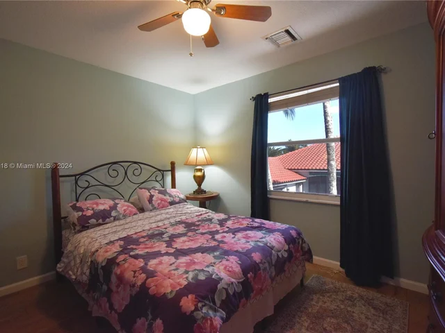 18601 SW 39th St, Miramar FL 33029