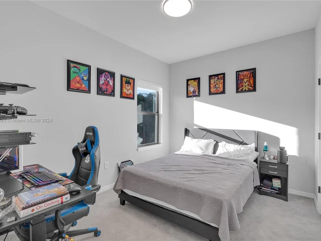 7681 NW 84th Ln, Tamarac FL 33321