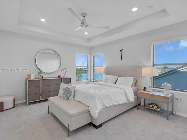 7681 NW 84th Ln, Tamarac FL 33321