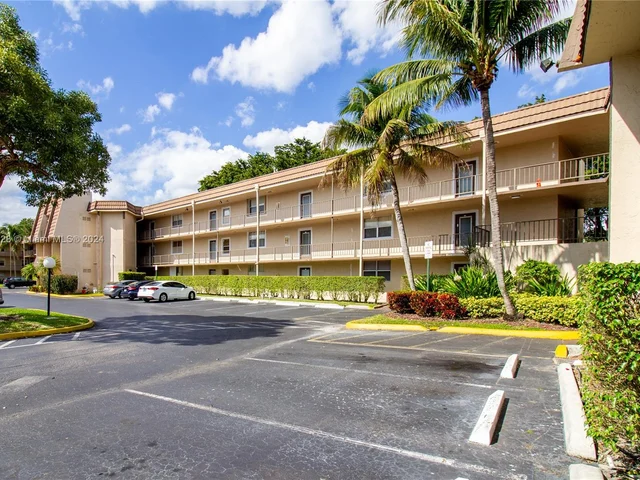 9301 Lime Bay Blvd # 312, Tamarac FL 33321