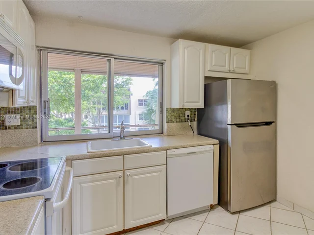9301 Lime Bay Blvd # 312, Tamarac FL 33321